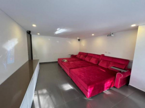 4 bedrooms Mansion in Poblado 10 minutes to Provenza